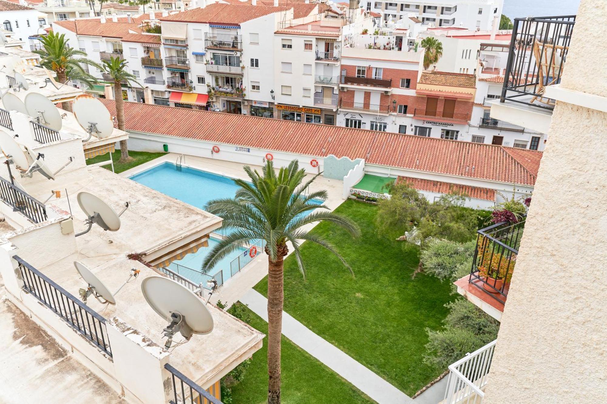1 Bed Apartment With Sea View ネルハ エクステリア 写真